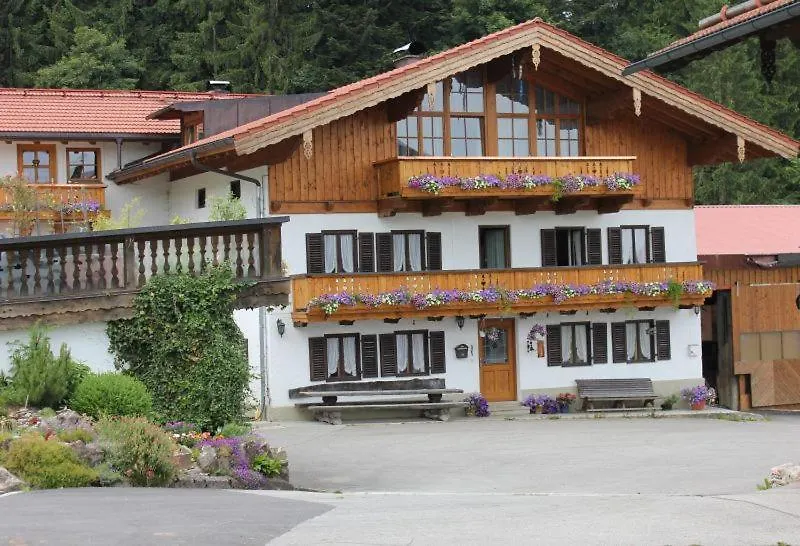 Villa Haus Strehhuber à Neukirchen am Teisenberg